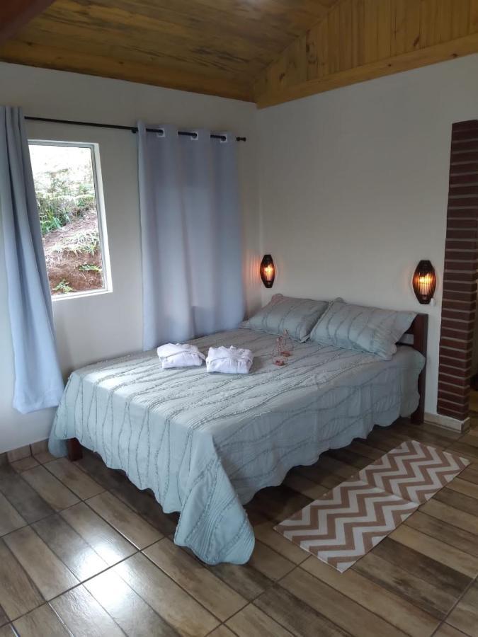 Chale Som Do Riacho Com Hidromassagem E Lareira A 20 Minutos De Goncalves-mg Goncalves